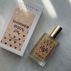 Anastasia shimmer body oil
